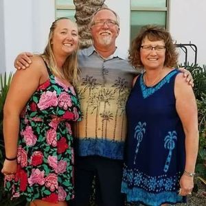 Meet your Posher, Leslie